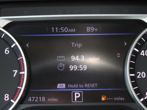 Used 2023 Nissan Sentra SR FWD image 26