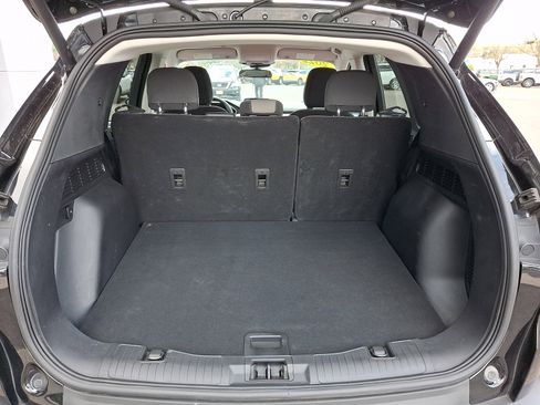 Used 2022 Ford Escape SE w/ SE Sport Appearance Package image 29