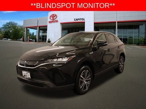 Certified 2021 Toyota Venza LE image 6