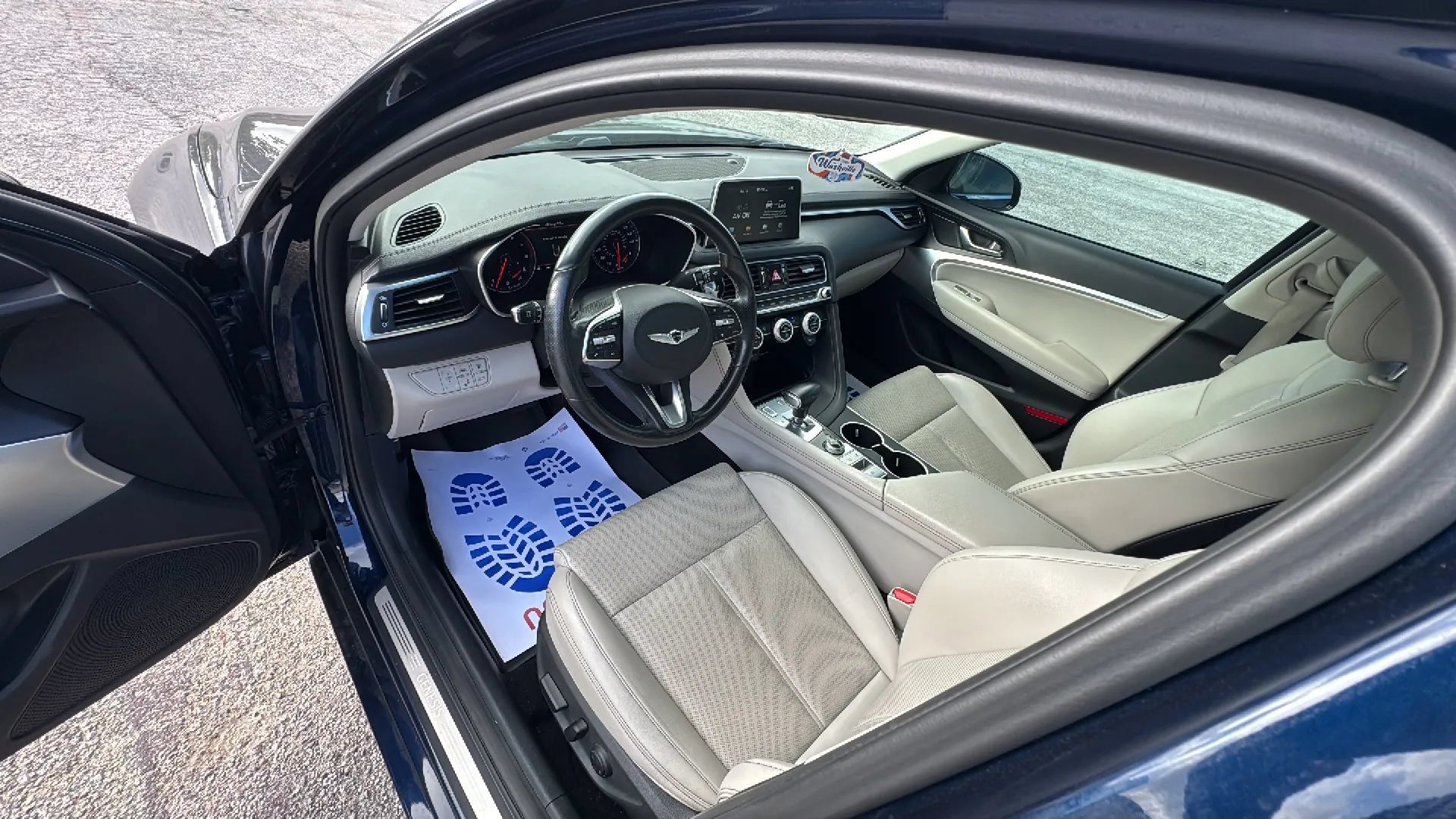 Used 2019 Genesis G70 2.0T Advanced AWD/4WD image 10