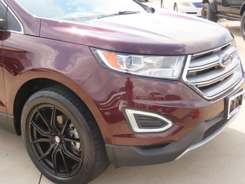Used 2018 Ford Edge SEL w/ Equipment Group 201A FWD image 6
