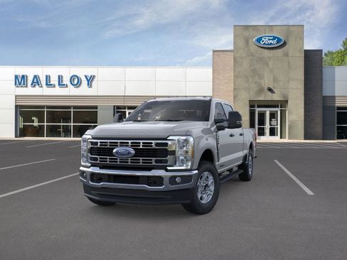 New 2026 Ford F250 XLT w/ FX4 Off-Road Package image 2