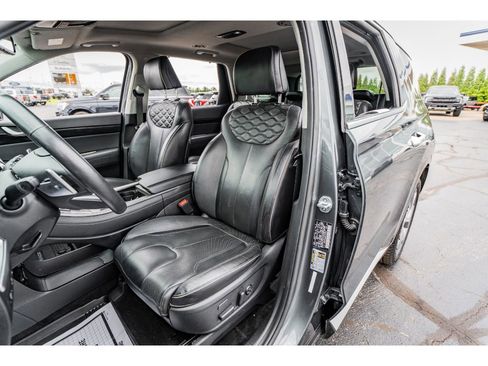 Used 2021 Hyundai Palisade Limited image 8