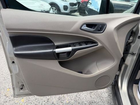 Used 2015 Ford Transit Connect XLT FWD image 11