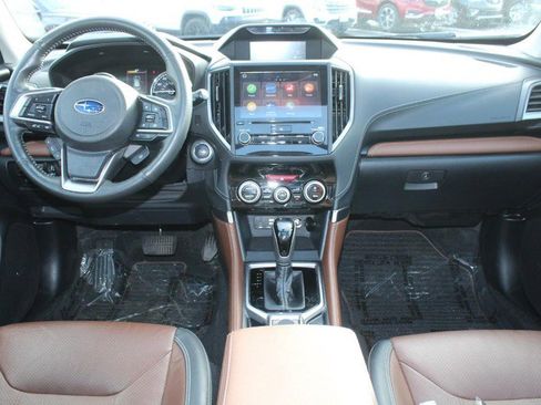 Used 2023 Subaru Forester Touring image 11