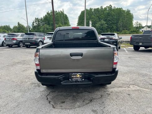 Used 2014 Toyota Tacoma PreRunner w/ Convenience Package RWD image 6