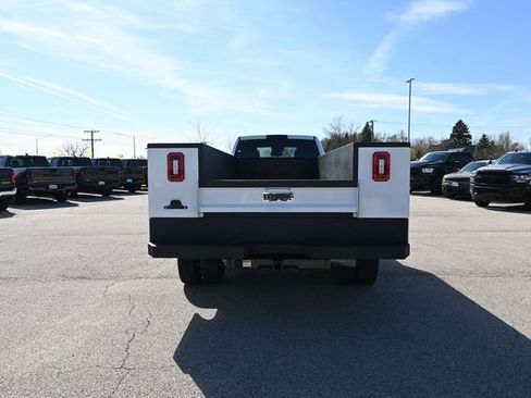 New 2026 RAM 5500 Tradesman AWD/4WD image 39