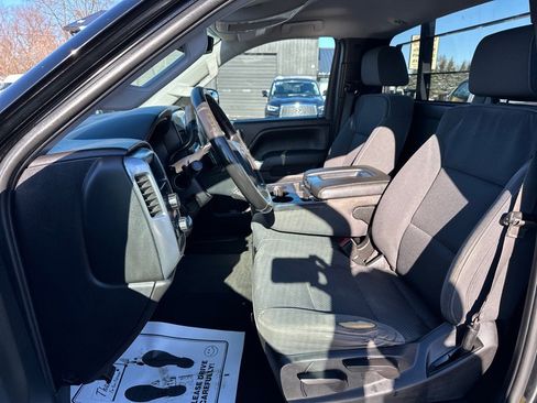 Used 2018 Chevrolet Silverado 2500 LT image 19