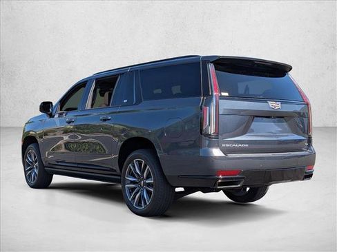 Used 2021 Cadillac Escalade ESV Sport w/ Driver Assist Tech Package AWD/4WD image 8