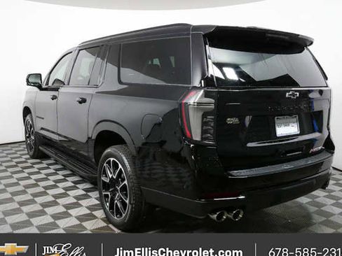 New 2026 Chevrolet Suburban RST w/ Comfort Package RWD image 29