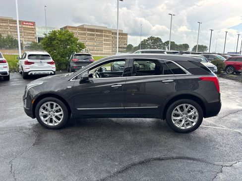 Used 2018 Cadillac XT5 Luxury w/ Driver Awareness Package FWD image 4