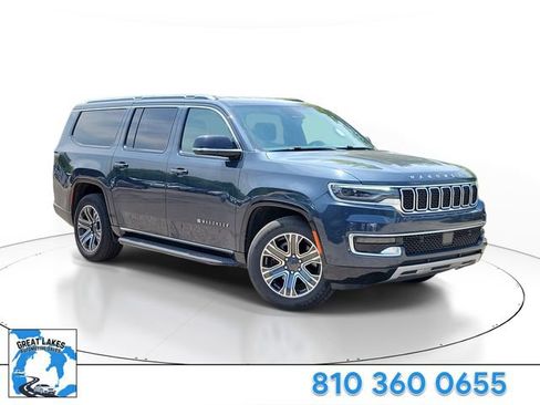 Used 2024 Jeep Wagoneer L Series II w/ Flexible Seating Group AWD/4WD image 1