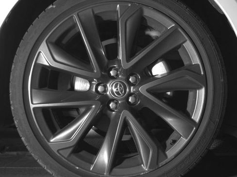 Used 2023 Toyota Corolla SE FWD image 11