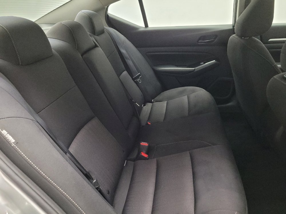 Used 2023 Nissan Altima 2.5 SV FWD image 19