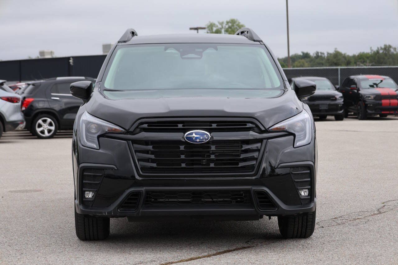 Used 2026 Subaru Ascent Premium AWD/4WD image 2