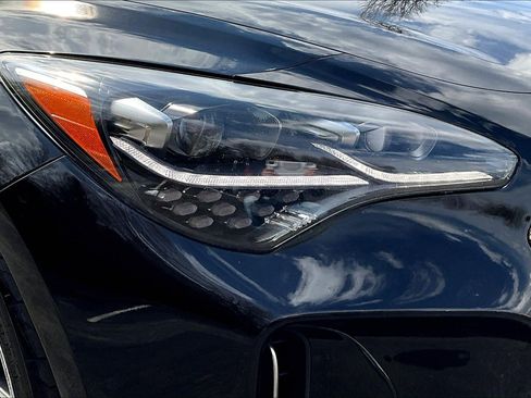 Used 2020 Kia Stinger GT2 image 33