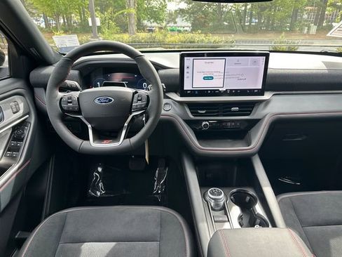 New 2026 Ford Explorer ST image 26