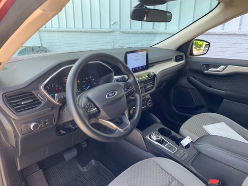 Used 2020 Ford Escape SE AWD/4WD image 14