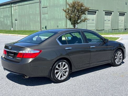 Used 2013 Honda Accord Sport image 7