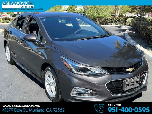 Used 2017 Chevrolet Cruze LT w/ RS Package FWD image 1