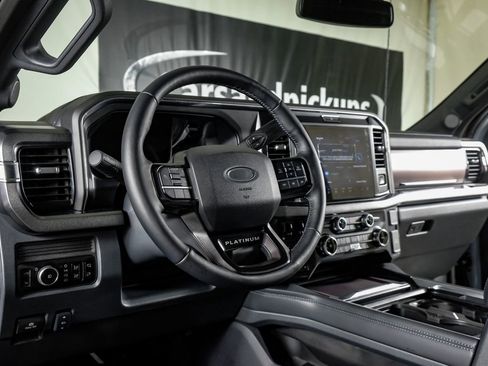 Used 2026 Ford F450 Platinum image 15