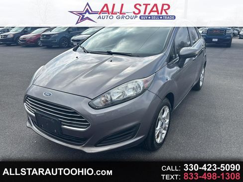 Used 2014 Ford Fiesta SE image 1