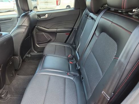 Used 2024 Ford Escape ST-Line w/ Tech Pack #1 FWD image 12