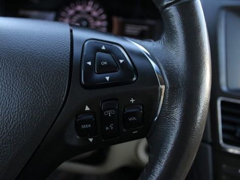 Used 2018 Lincoln MKT AWD w/ Technology Package image 11