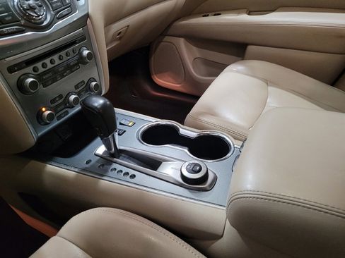 Used 2019 Nissan Pathfinder SL AWD/4WD image 26
