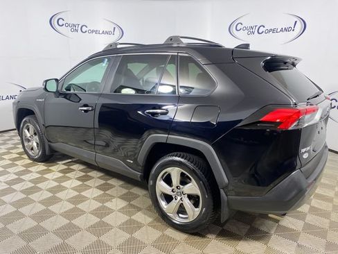 Certified 2020 Toyota RAV4 Limited w/ Limited Grade Weather Package AWD/4WD image 4