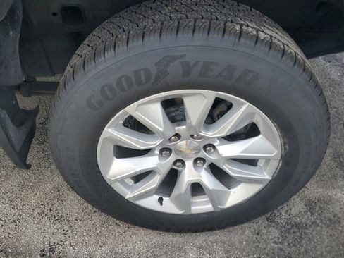 Used 2022 Chevrolet Silverado 1500 Custom image 8