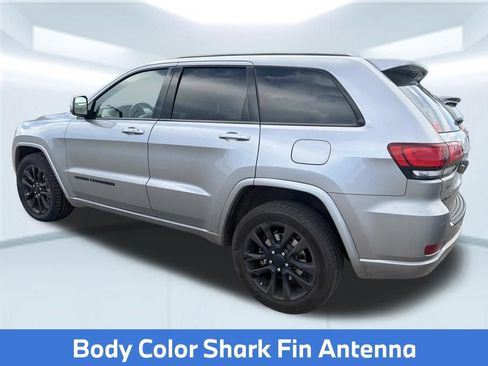 Used 2021 Jeep Grand Cherokee Laredo X AWD/4WD image 16