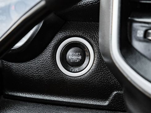 Used 2020 RAM 2500 Big Horn image 23