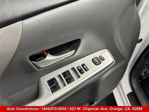 Used 2014 Toyota Prius V Three FWD image 21