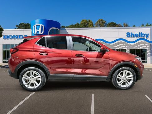 Used 2023 Buick Encore GX Preferred image 9