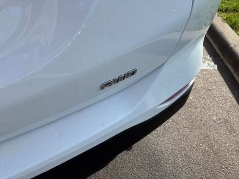 Used 2024 Chevrolet Equinox LS AWD/4WD image 48