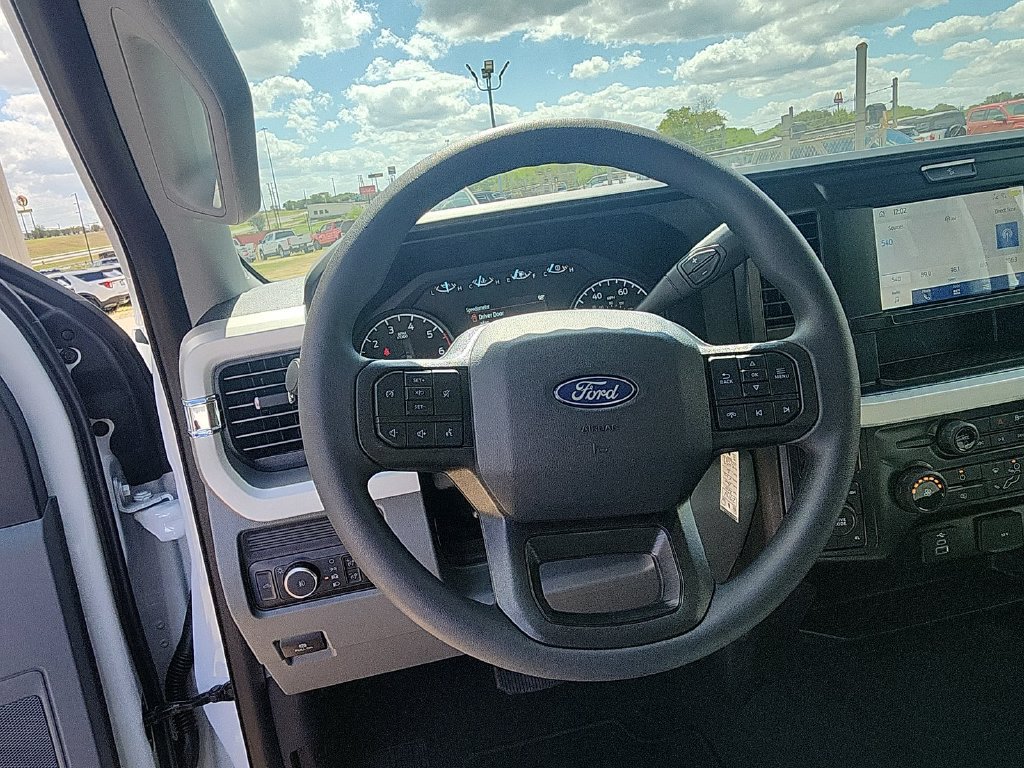 New 2027 Ford F250 XLT w/ FX4 Off-Road Package AWD/4WD image 18