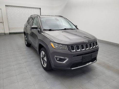 Used 2019 Jeep Compass Limited AWD/4WD image 13