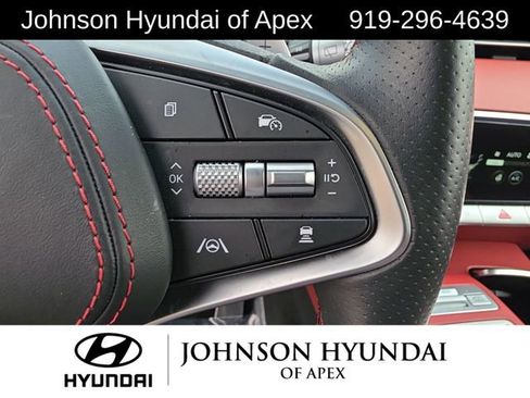 Used 2024 Genesis GV70 3.5T Sport image 29