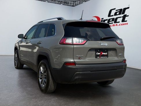 Used 2021 Jeep Cherokee Latitude Plus AWD/4WD image 5