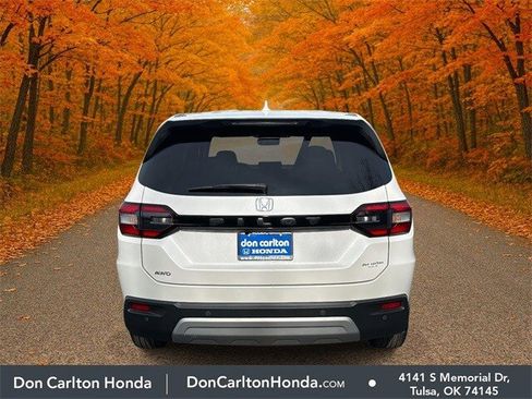 Certified 2025 Honda Pilot EX-L image 5