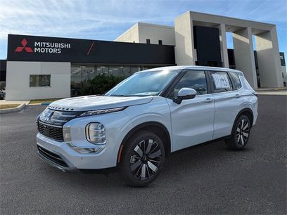 New 2025 Mitsubishi Outlander SE