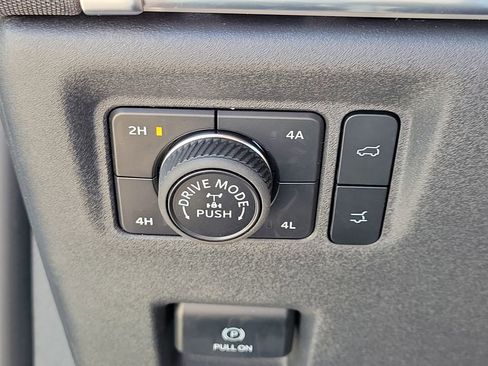 New 2026 Ford Expedition Tremor image 31