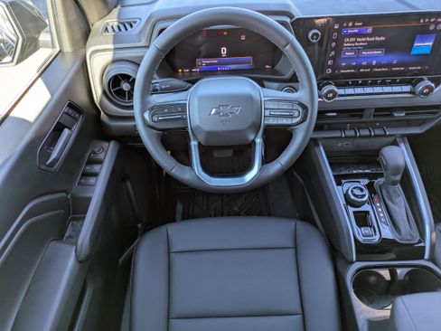 New 2025 Chevrolet Colorado Trail Boss w/ Off-Road Front Bumper Package image 10