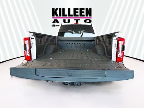 New 2025 Ford F350 Platinum w/ FX4 Off-Road Package image 29