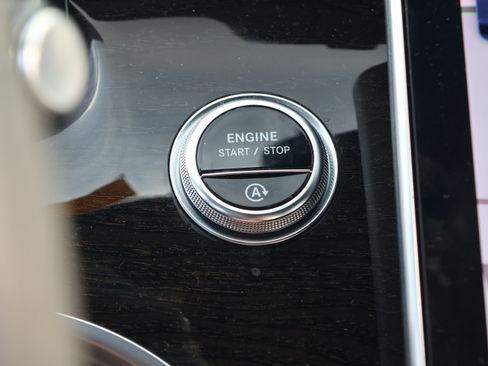 Used 2023 Mercedes-Benz C 300 Sedan image 22
