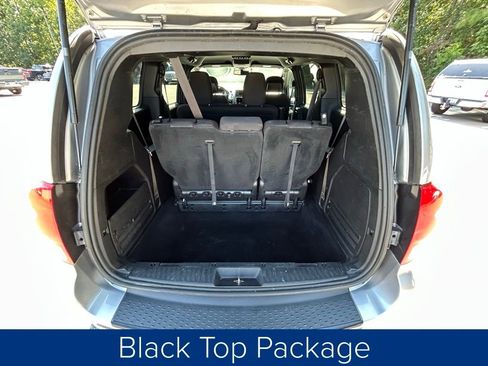 Used 2019 Dodge Grand Caravan SE image 9