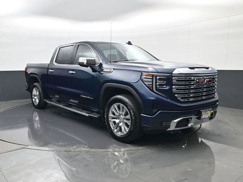 Used 2023 GMC Sierra 1500 Denali w/ Technology Package image 3