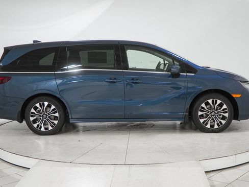 New 2026 Honda Odyssey Elite image 15