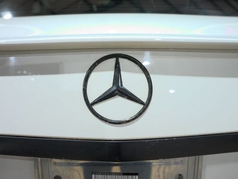 Used 2014 Mercedes-Benz E 350 E 350 Luxury 4MATIC AWD 4dr Se image 23